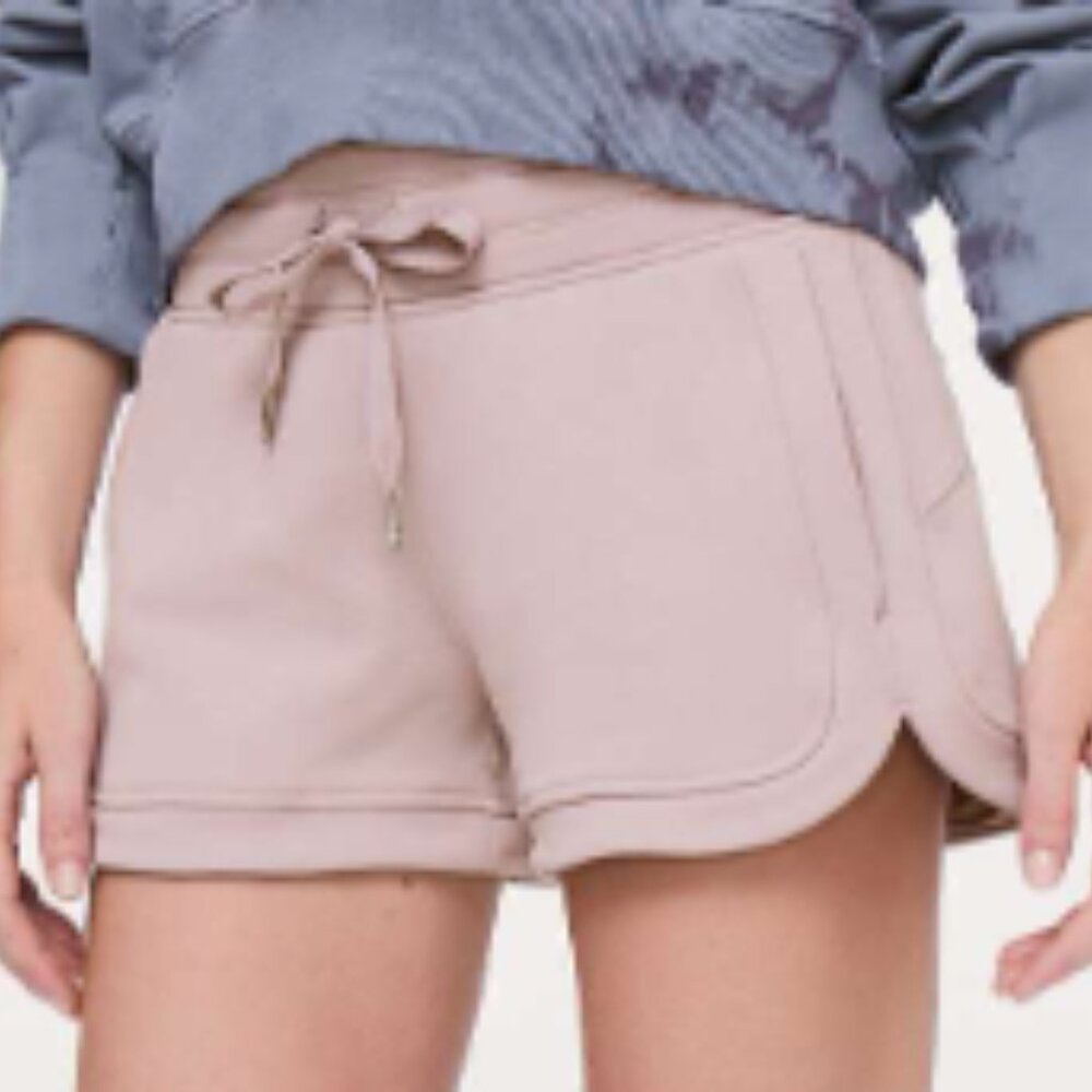 Hit Reset Mid-Rise Short 3" Pink Blush Lululemon Size 8